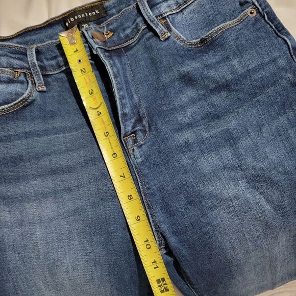 Gibsonlook Essential Mini-Flare Leg Denim Raw Hem - Picture 6 of 12